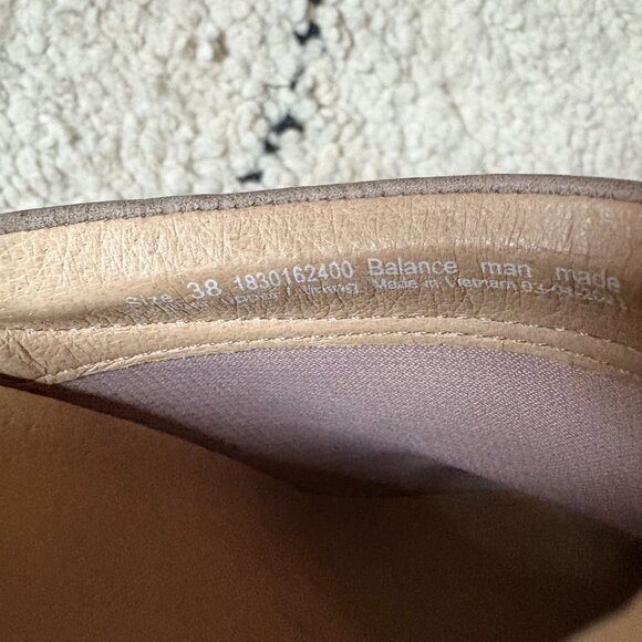 Dansko Sammy size 38 taupe nubuck leather clog mules - Picture 2 of 8